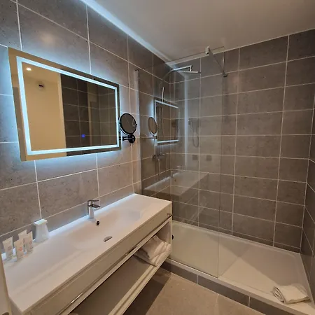 Miranove 4*