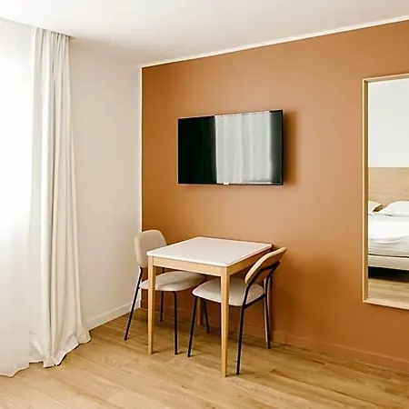 Miranove Hotel apartamentowy 4*