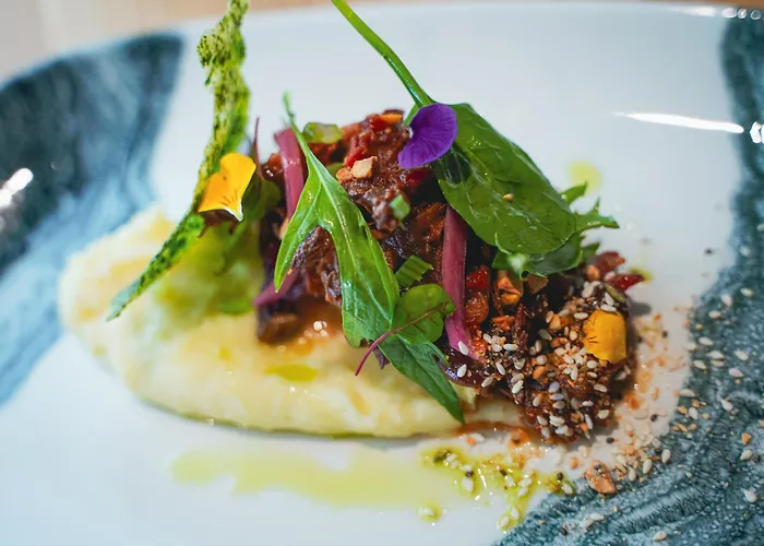 Apart-hotel Miranove