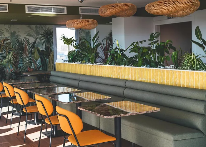 Apart-hotel Miranove